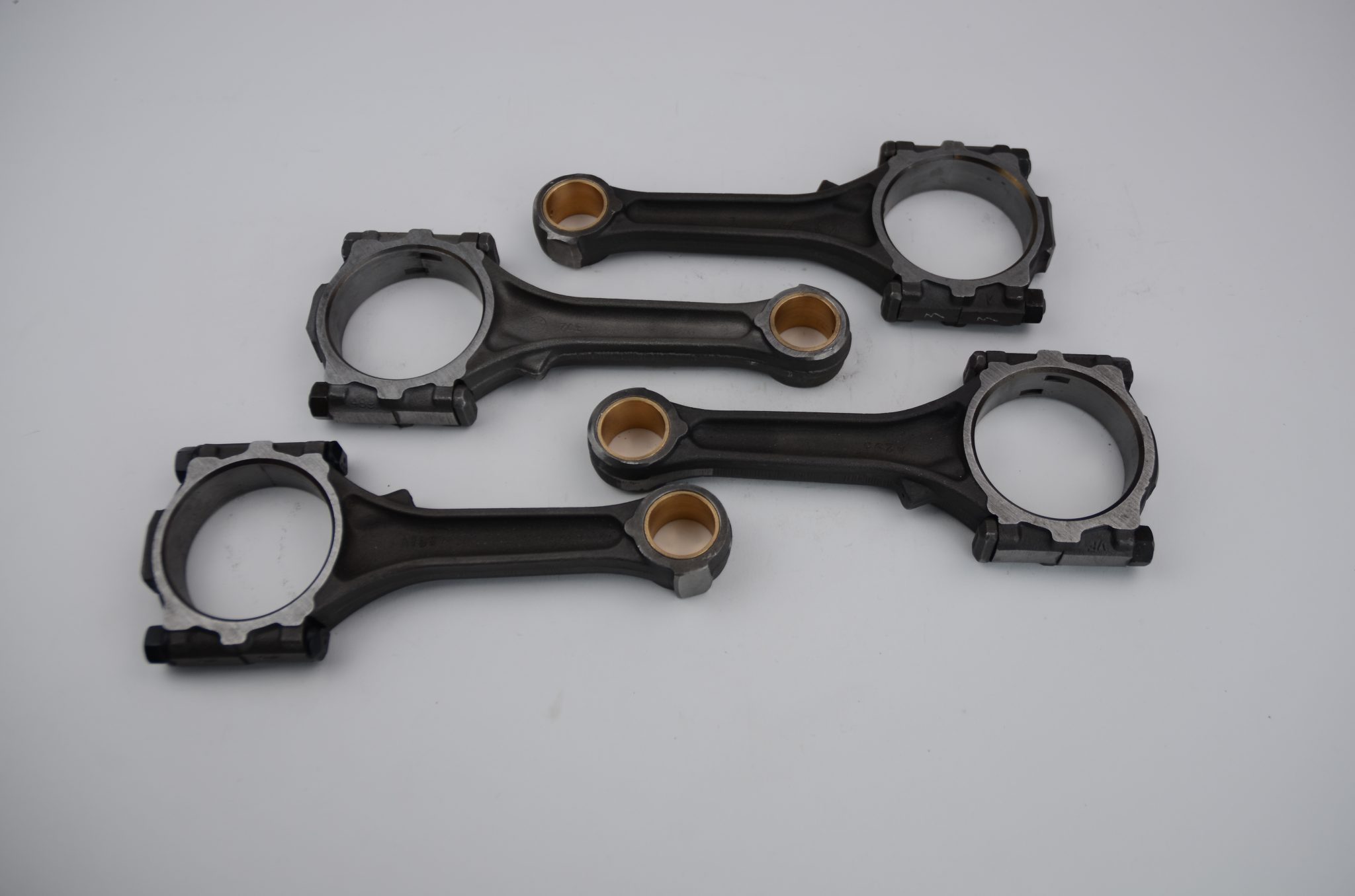 Piston/ Conrod for 1853 cc V4 engine Sweedspeed Racing